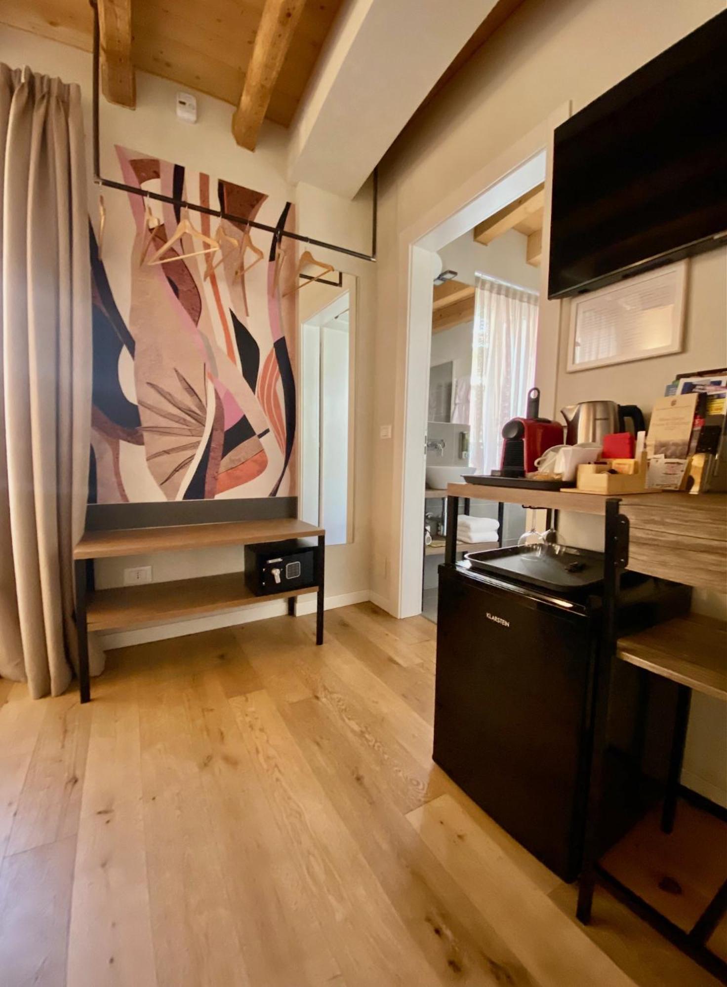 Malvezzi24 Boutique Rooms Десенцано дел Гарда Екстериор снимка